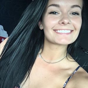 Meet your Posher, Tiara